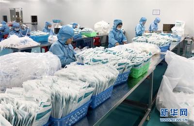 把最好的留給最需要的醫護人員--深圳醫療物資企業生產見聞